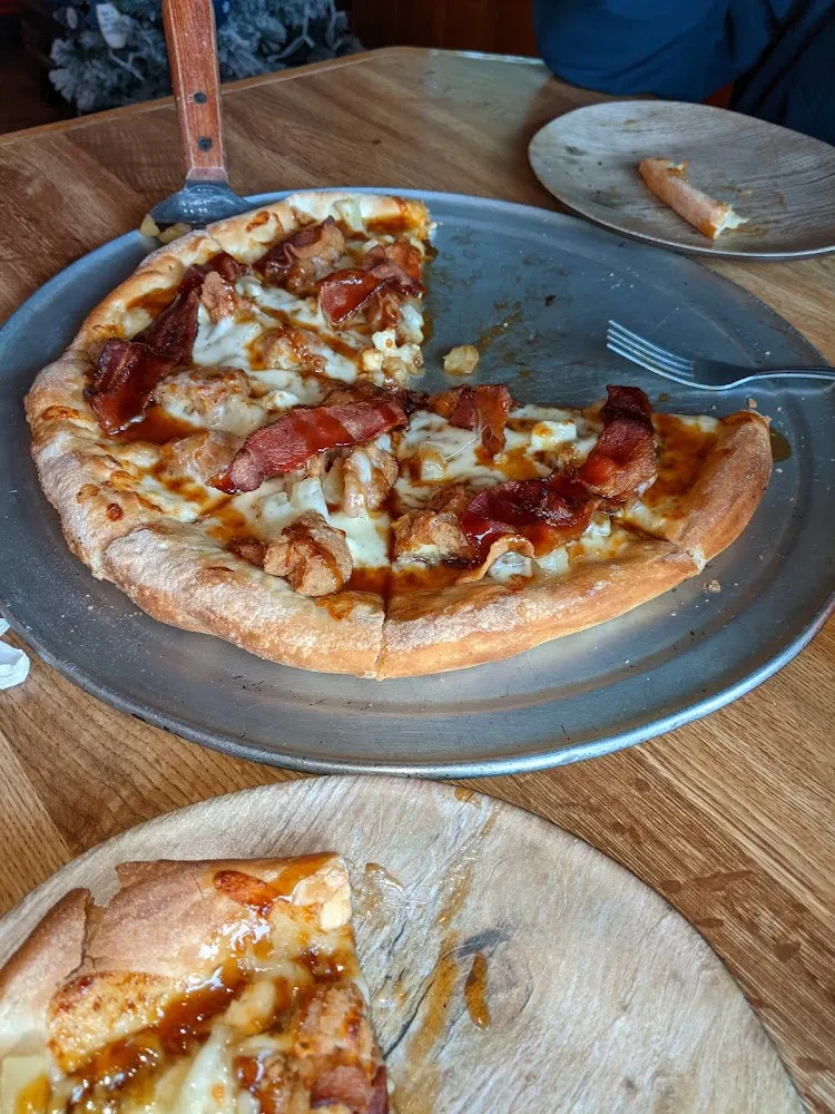 Hawaiian Pizza Margherita Pie