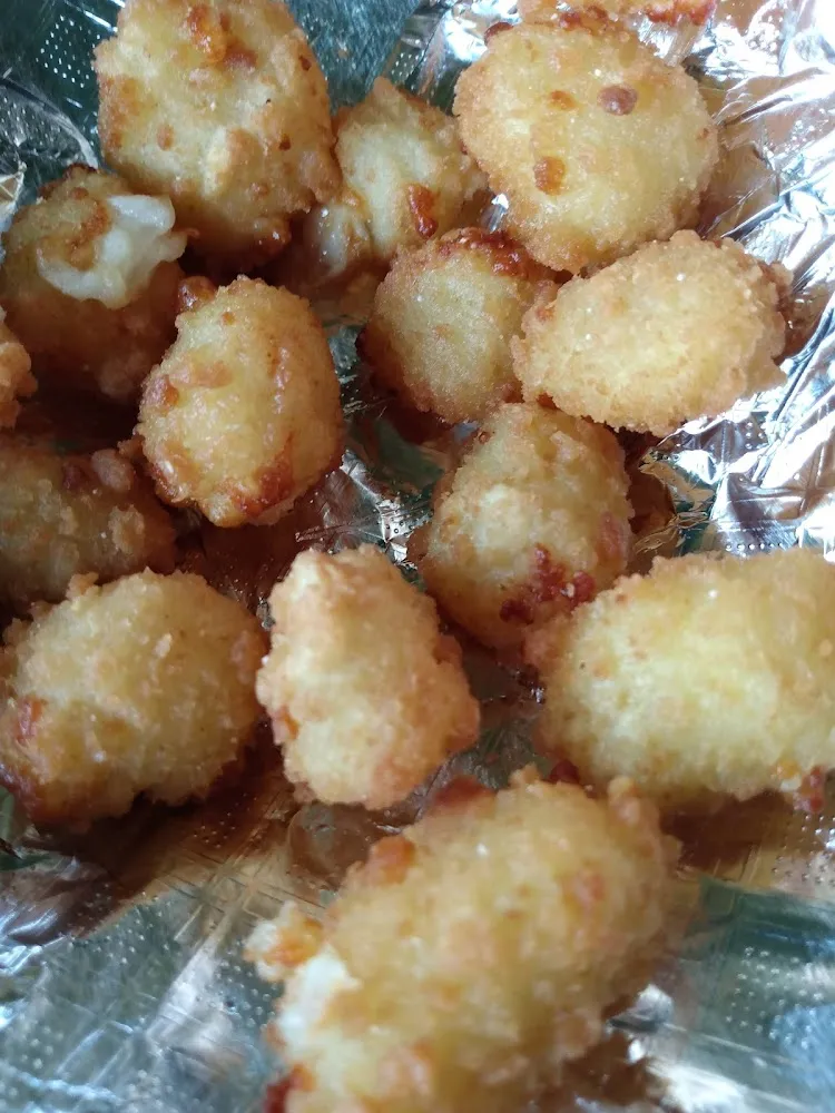 Wisconsin Cheese Curds
